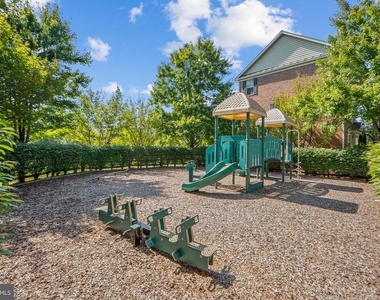 23404 Rainbow Arch Drive - Photo Thumbnail 33