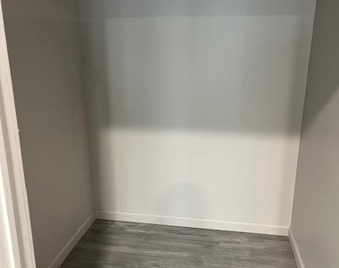 123 S Washington Street - Photo Thumbnail 13