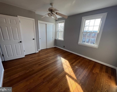 1815 Maple Street - Photo Thumbnail 9