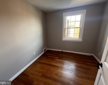 1815 Maple Street - Photo Thumbnail 12