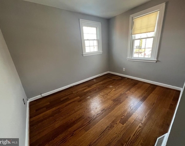 1815 Maple Street - Photo Thumbnail 16
