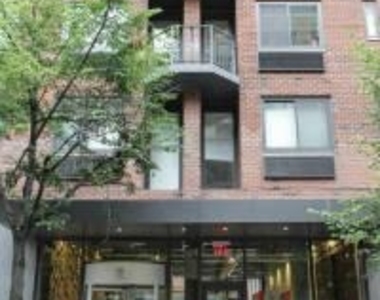 West 15th Street, New York, NY 10011 - Photo Thumbnail 4