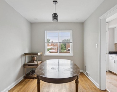 128 33rd Street Ne - Photo Thumbnail 9
