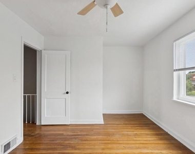 128 33rd Street Ne - Photo Thumbnail 18