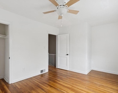 128 33rd Street Ne - Photo Thumbnail 17