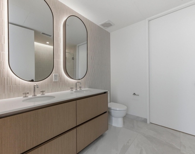 610 Davis St - Photo Thumbnail 1
