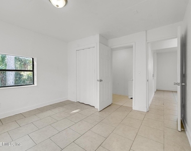 1830 W 27th Street - Photo Thumbnail 12