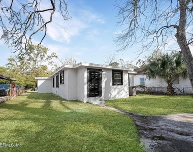 1830 W 27th Street - Photo Thumbnail 20