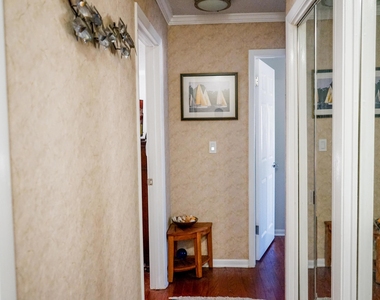 695 A1a N - Photo Thumbnail 10