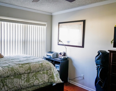 695 A1a N - Photo Thumbnail 16