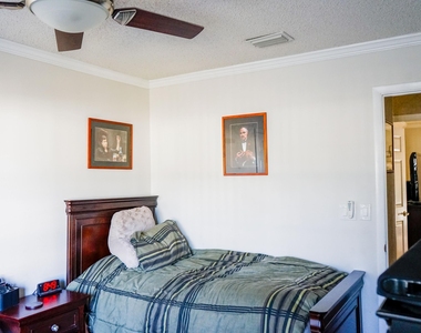 695 A1a N - Photo Thumbnail 17