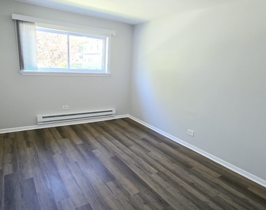 10 Oak Avenue - Photo Thumbnail 10