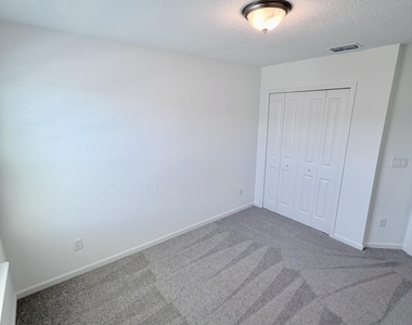 2113 Windward Cay Lane - Photo Thumbnail 20