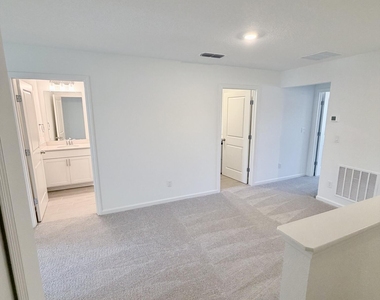 2113 Windward Cay Lane - Photo Thumbnail 15