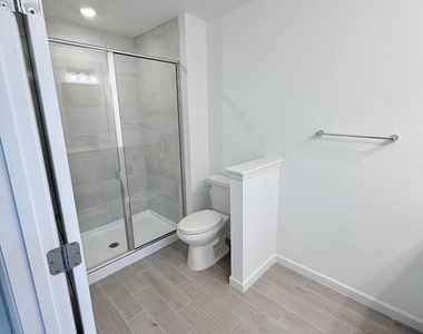 2113 Windward Cay Lane - Photo Thumbnail 27
