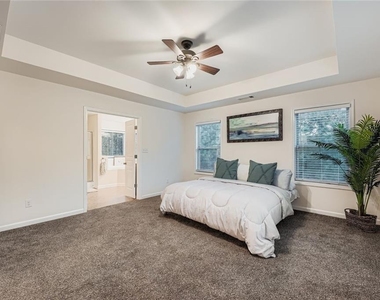 1240 Grayson Oaks Drive - Photo Thumbnail 16
