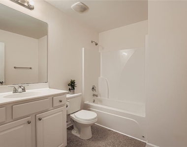 1240 Grayson Oaks Drive - Photo Thumbnail 21