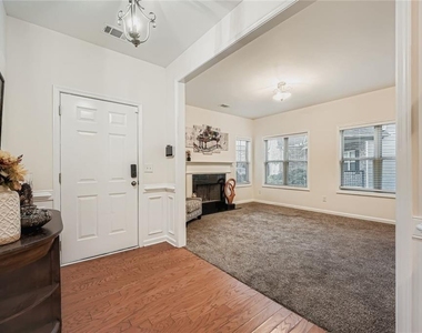1240 Grayson Oaks Drive - Photo Thumbnail 3