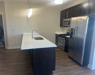 770 Skokie Boulevard - Photo Thumbnail 6