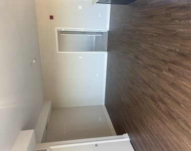 770 Skokie Boulevard - Photo Thumbnail 15