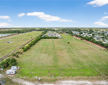 12289 Alamansa Lane - Photo Thumbnail 41