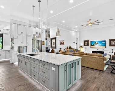 12289 Alamansa Lane - Photo Thumbnail 13
