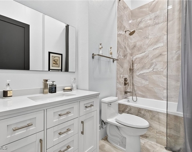 12289 Alamansa Lane - Photo Thumbnail 26