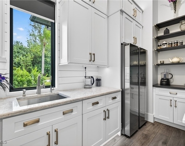 12289 Alamansa Lane - Photo Thumbnail 14