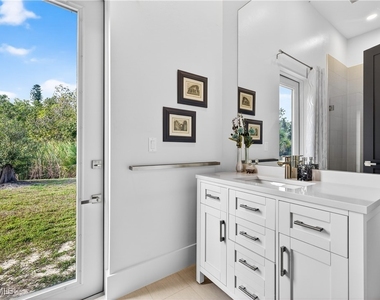 12289 Alamansa Lane - Photo Thumbnail 24
