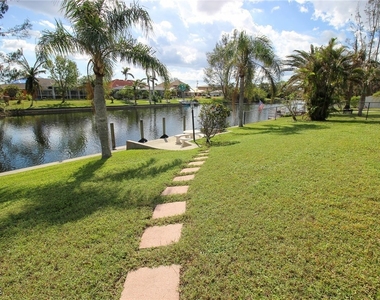 138 Se 20th Street - Photo Thumbnail 14