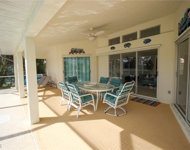138 Se 20th Street - Photo Thumbnail 15