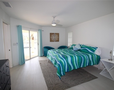 138 Se 20th Street - Photo Thumbnail 8