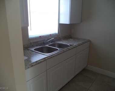 11411 Linda Loma Drive - Photo Thumbnail 2