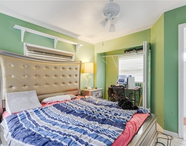 503 E 13th Street - Photo Thumbnail 10