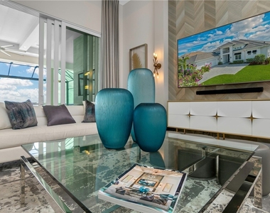 19053 Wildblue Boulevard - Photo Thumbnail 32