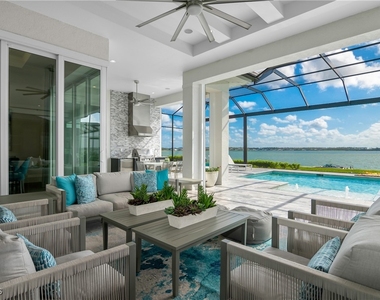 19053 Wildblue Boulevard - Photo Thumbnail 27