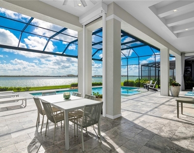 19053 Wildblue Boulevard - Photo Thumbnail 25