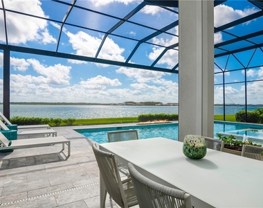 19053 Wildblue Boulevard - Photo Thumbnail 29