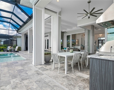 19053 Wildblue Boulevard - Photo Thumbnail 22
