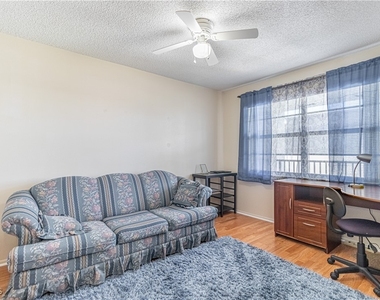 1828 Pine Valley Drive - Photo Thumbnail 2