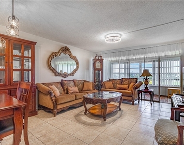 1828 Pine Valley Drive - Photo Thumbnail 4