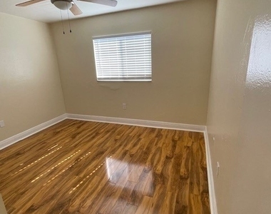 8071 Country Road - Photo Thumbnail 9