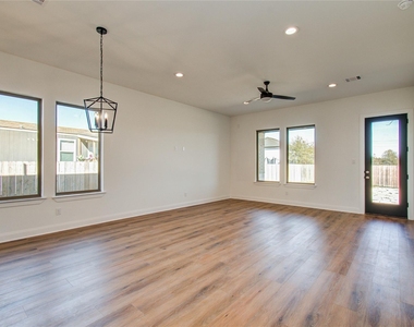 1248 Road 5802 - Photo Thumbnail 5
