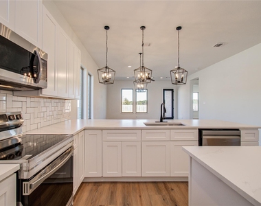 1248 Road 5802 - Photo Thumbnail 12