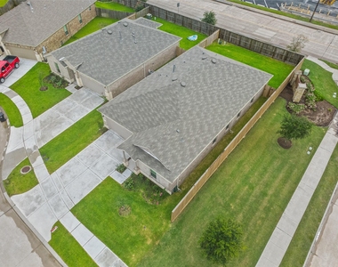 3111 Freiberger Lane - Photo Thumbnail 6