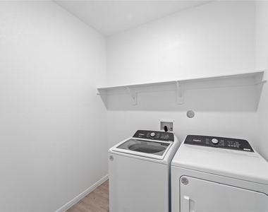 3111 Freiberger Lane - Photo Thumbnail 27