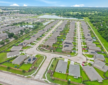 3111 Freiberger Lane - Photo Thumbnail 7