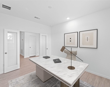 3111 Freiberger Lane - Photo Thumbnail 20