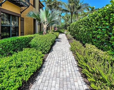 8949 Malibu Street - Photo Thumbnail 2