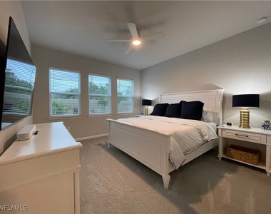 4676 Arboretum Circle - Photo Thumbnail 12